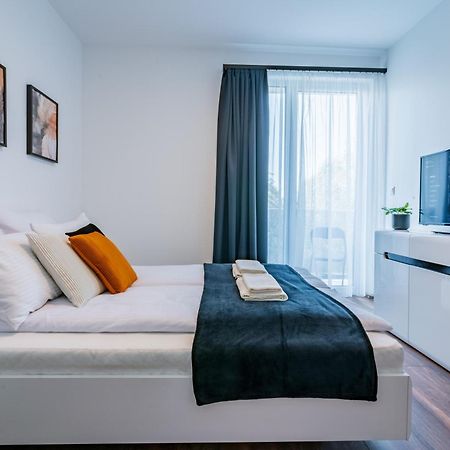 Fox Premium Apartment & Free Private Parking Будапеща Екстериор снимка