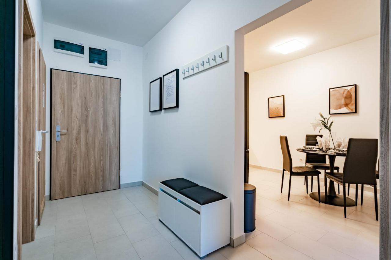 Fox Premium Apartment & Free Private Parking Будапеща Екстериор снимка